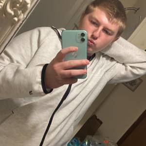 Meet your Posher, Dakota